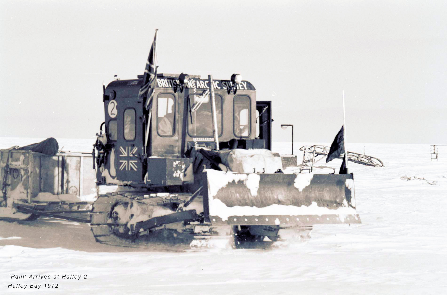 2. 'Paul' Arrives at Halley 2